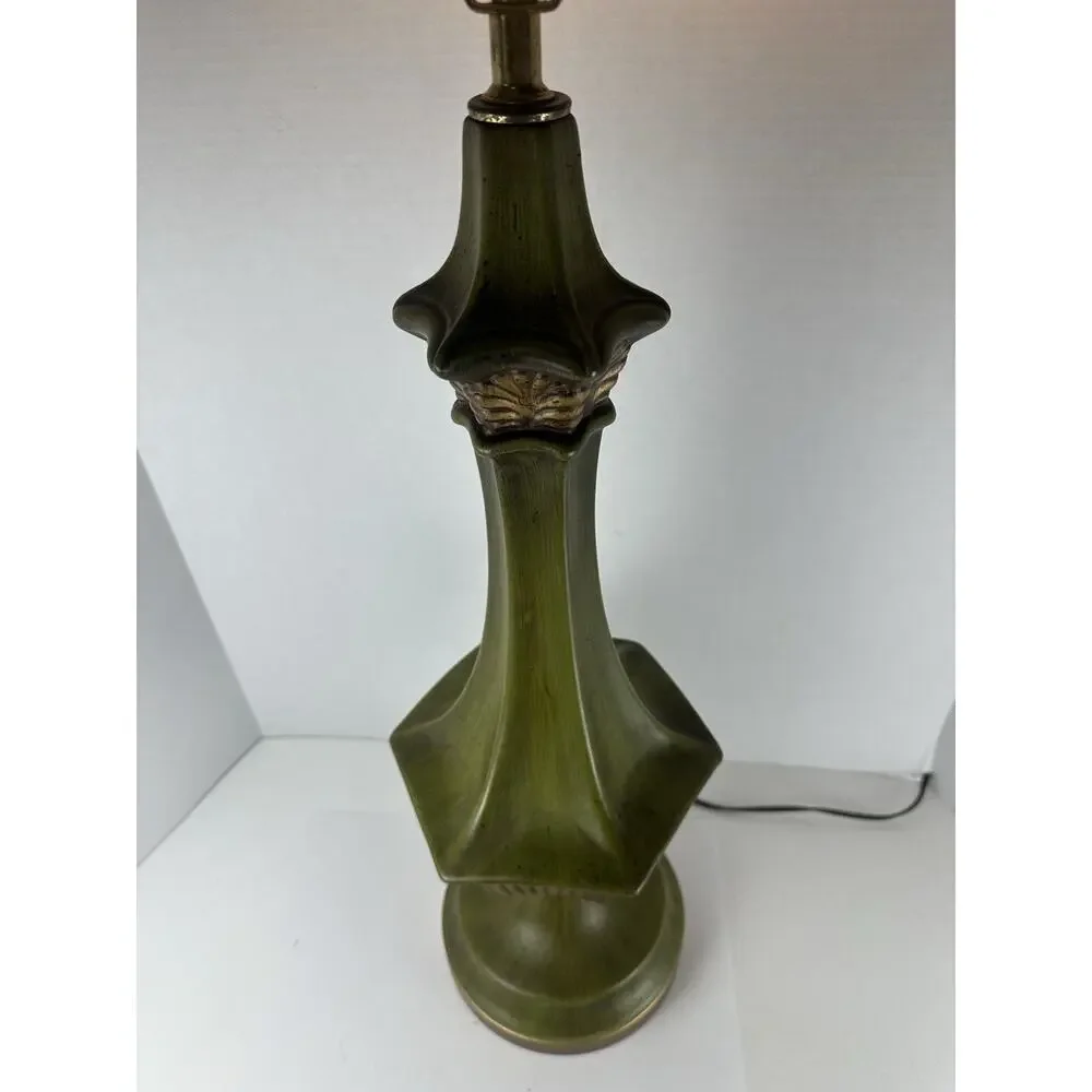 Lovely Mid Century Royal Haeger Table Lamp Orig. Finial & Gold Label Green VTG